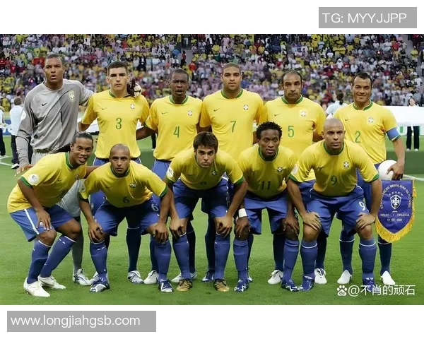 巴西足球历史上的传奇明星与他们的辉煌成就回顾